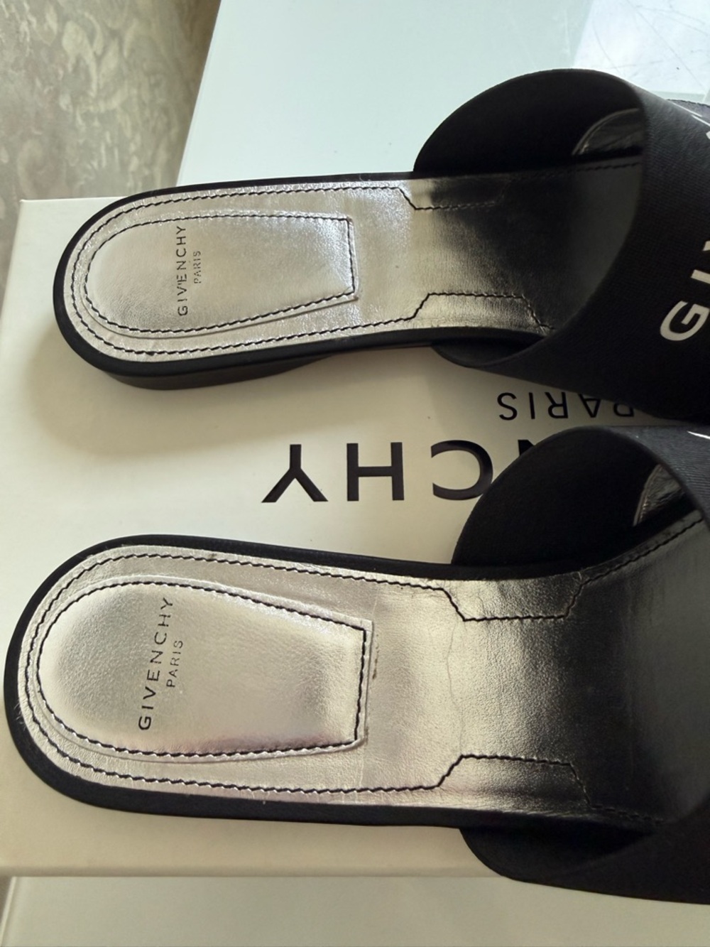 Givenchy Bedford mules black size 39.5 - Picture 6 of 7